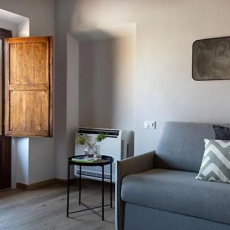 Florentia Art Apartment *